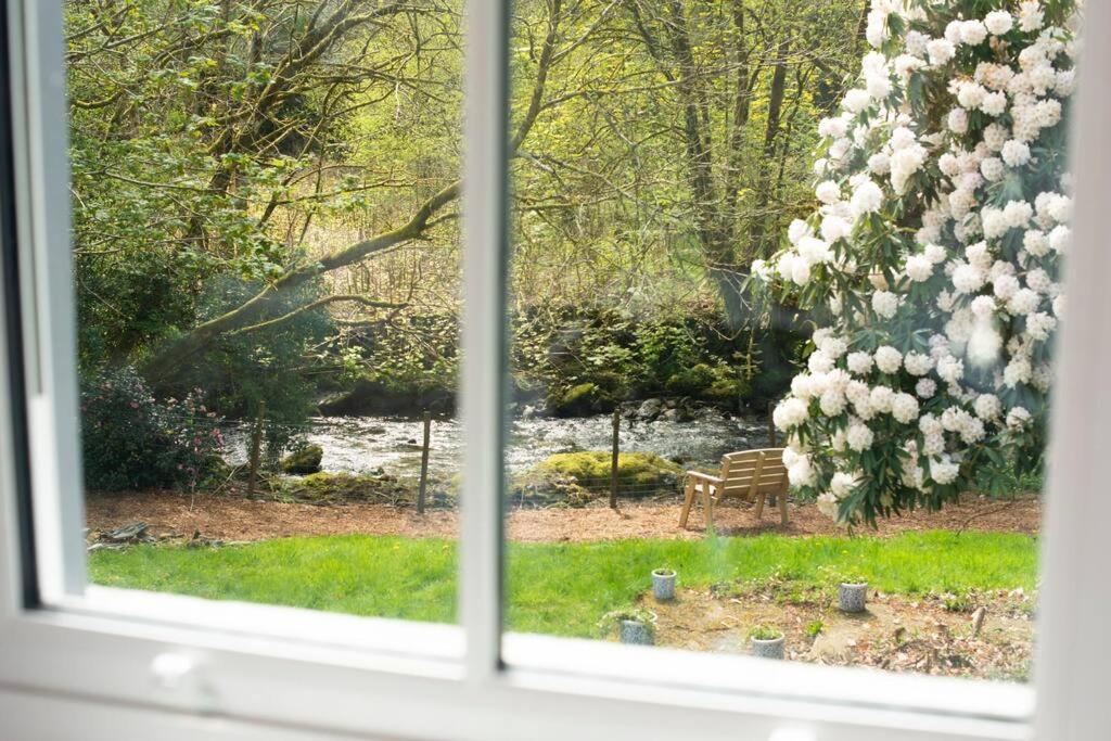 Charming Riverside Cottage In Snowdonia National Park Tanygrisiau Exterior foto