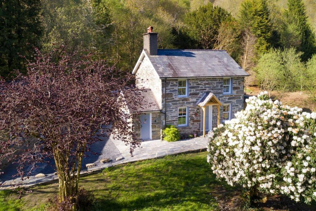 Charming Riverside Cottage In Snowdonia National Park Tanygrisiau Exterior foto